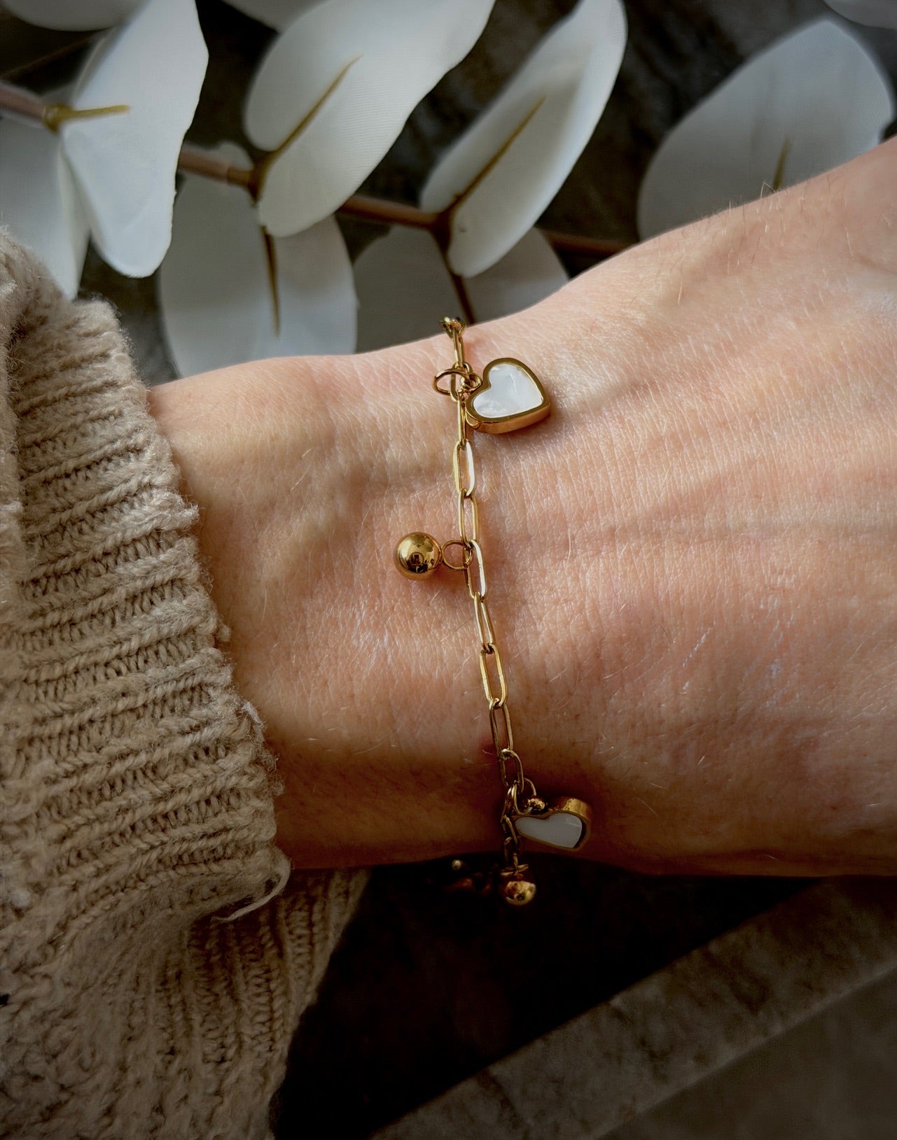Armband “Heart Drops Pearlwhite”