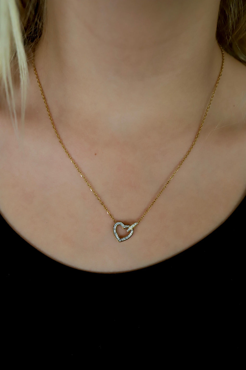 Halskette “Sparkling Heart Line”