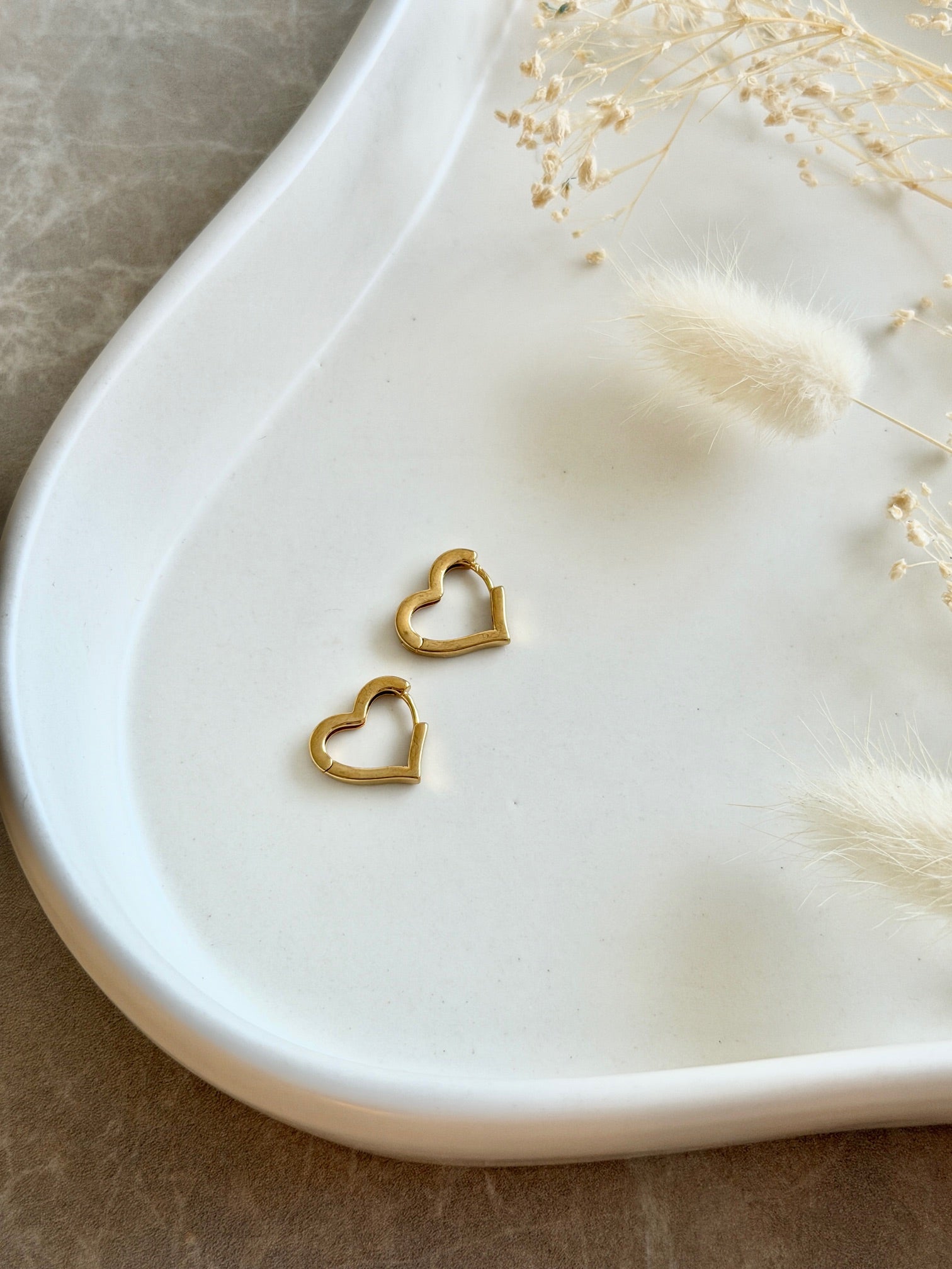 Ohrringe "Open Heart Hoops"