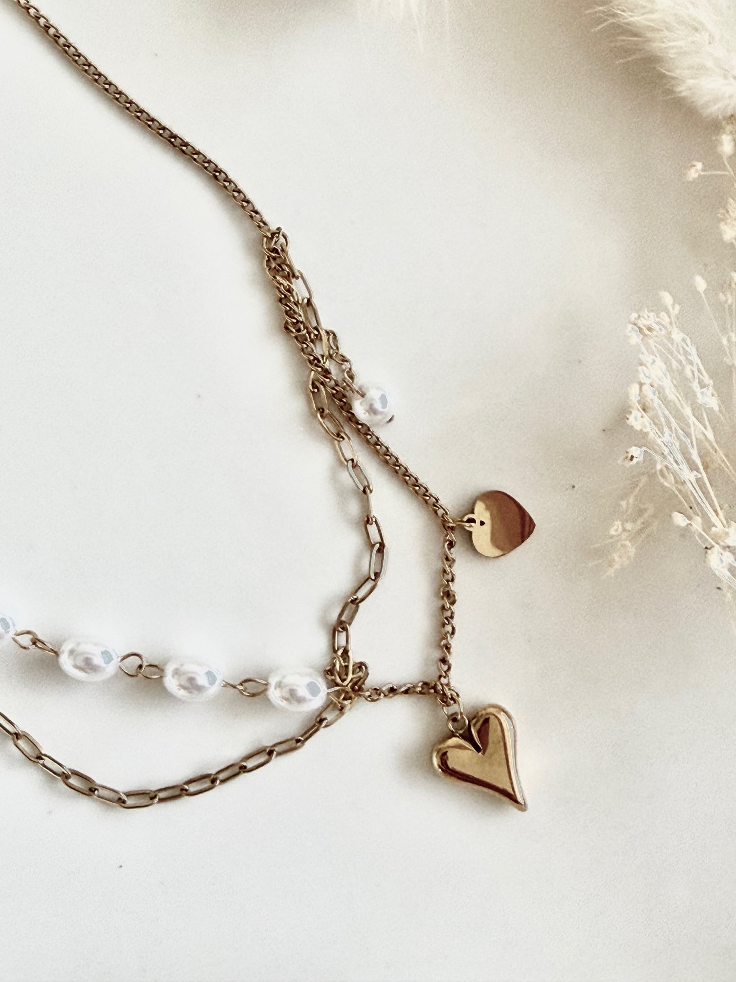 Halskette "Heart & Pearl Layers"