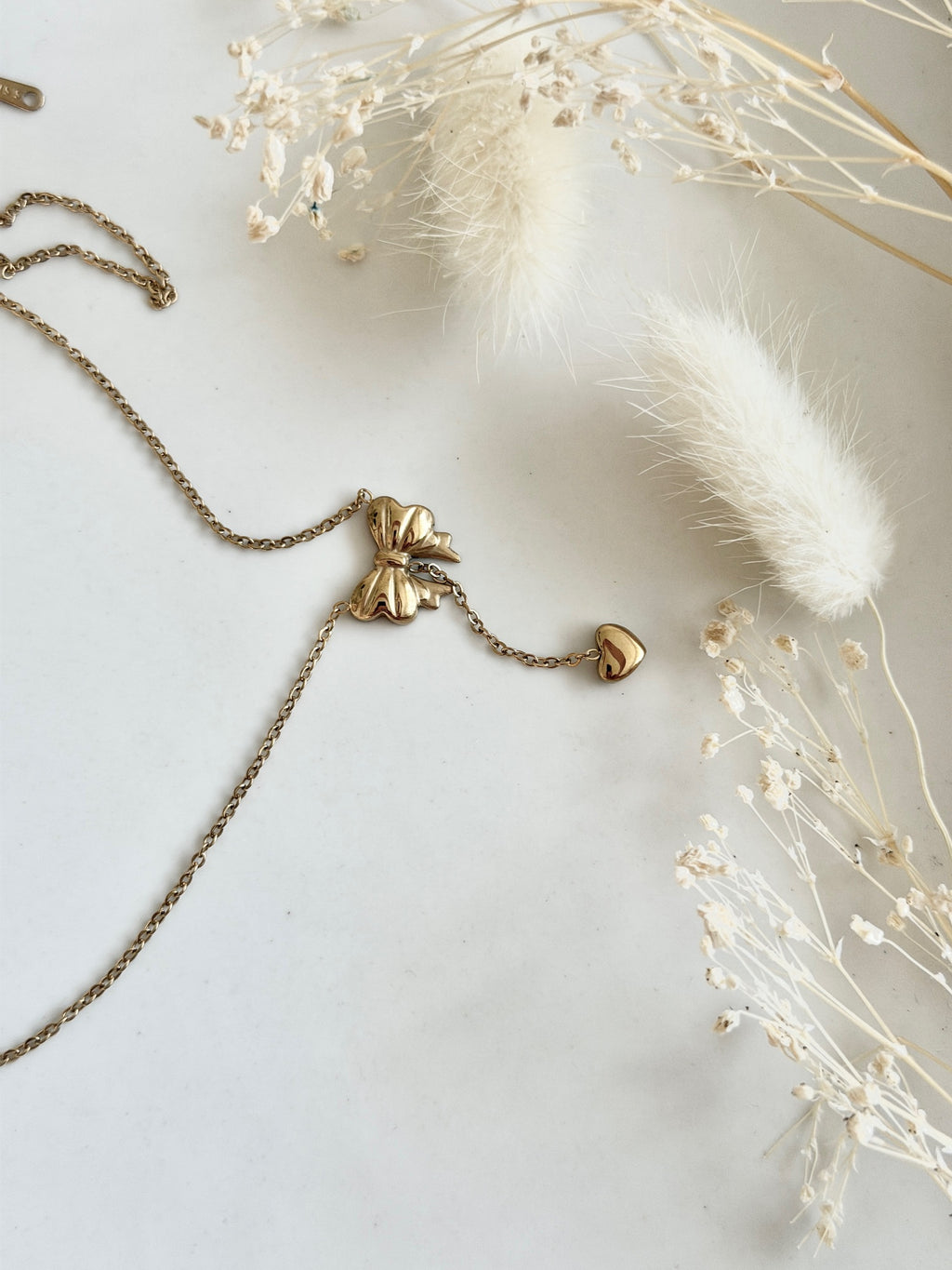 Halskette "Bow & Heart"