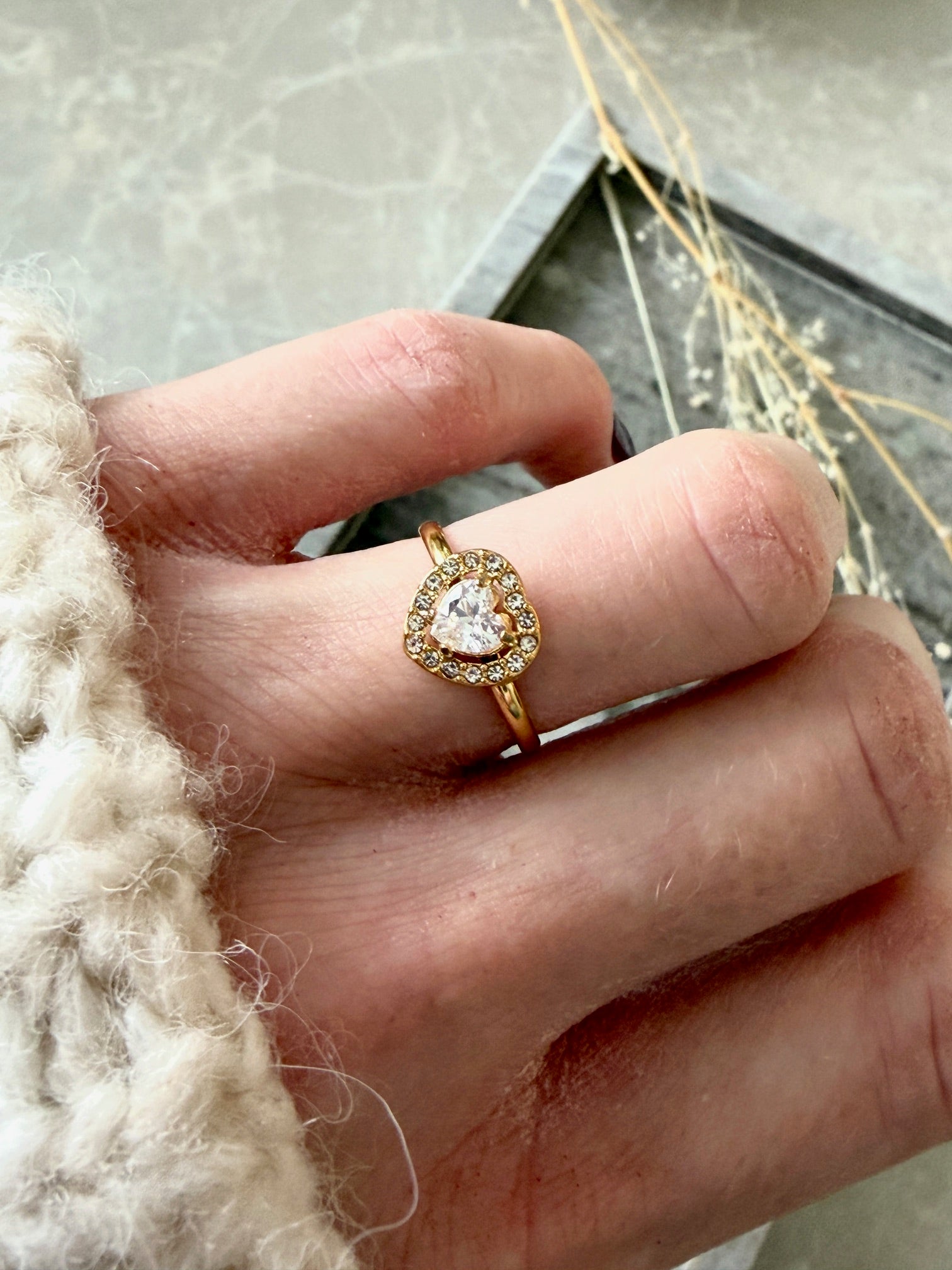 Ring "Heart Glow Gold"