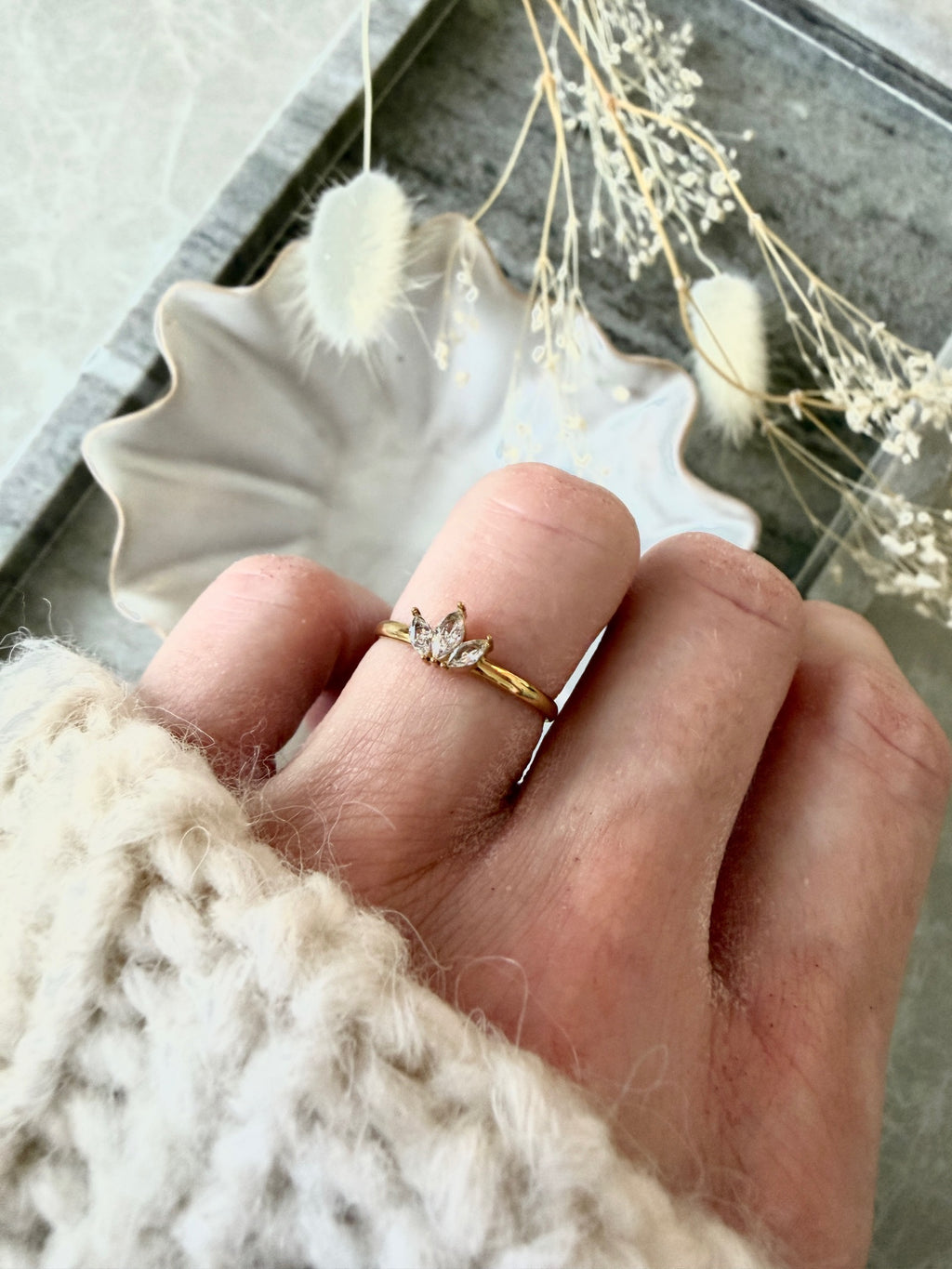 Ring "Crystal Petals"