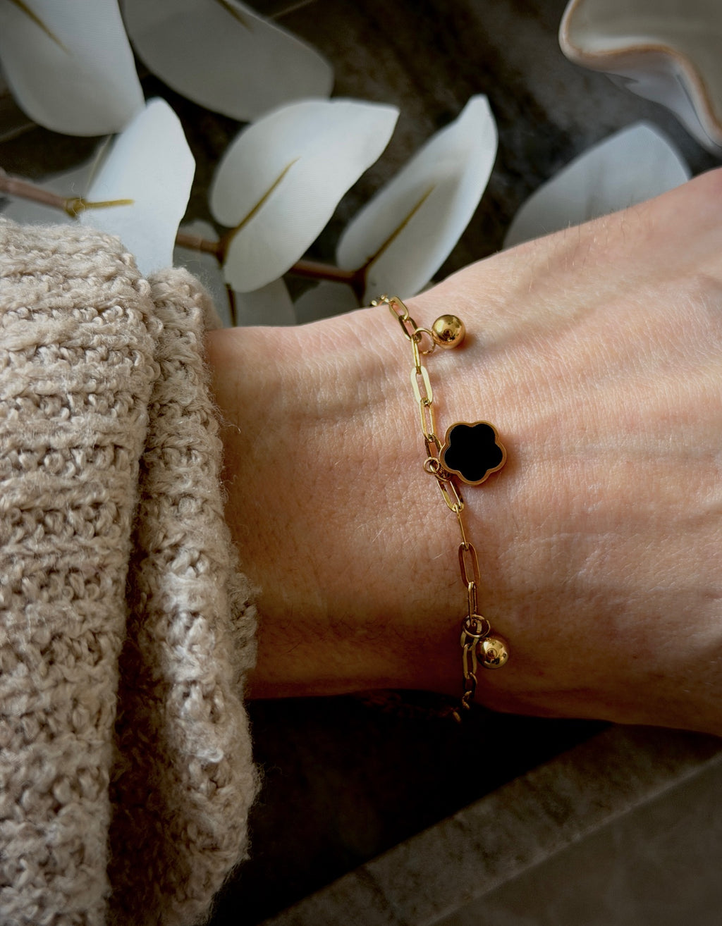 Armband “Black Clover Drops”