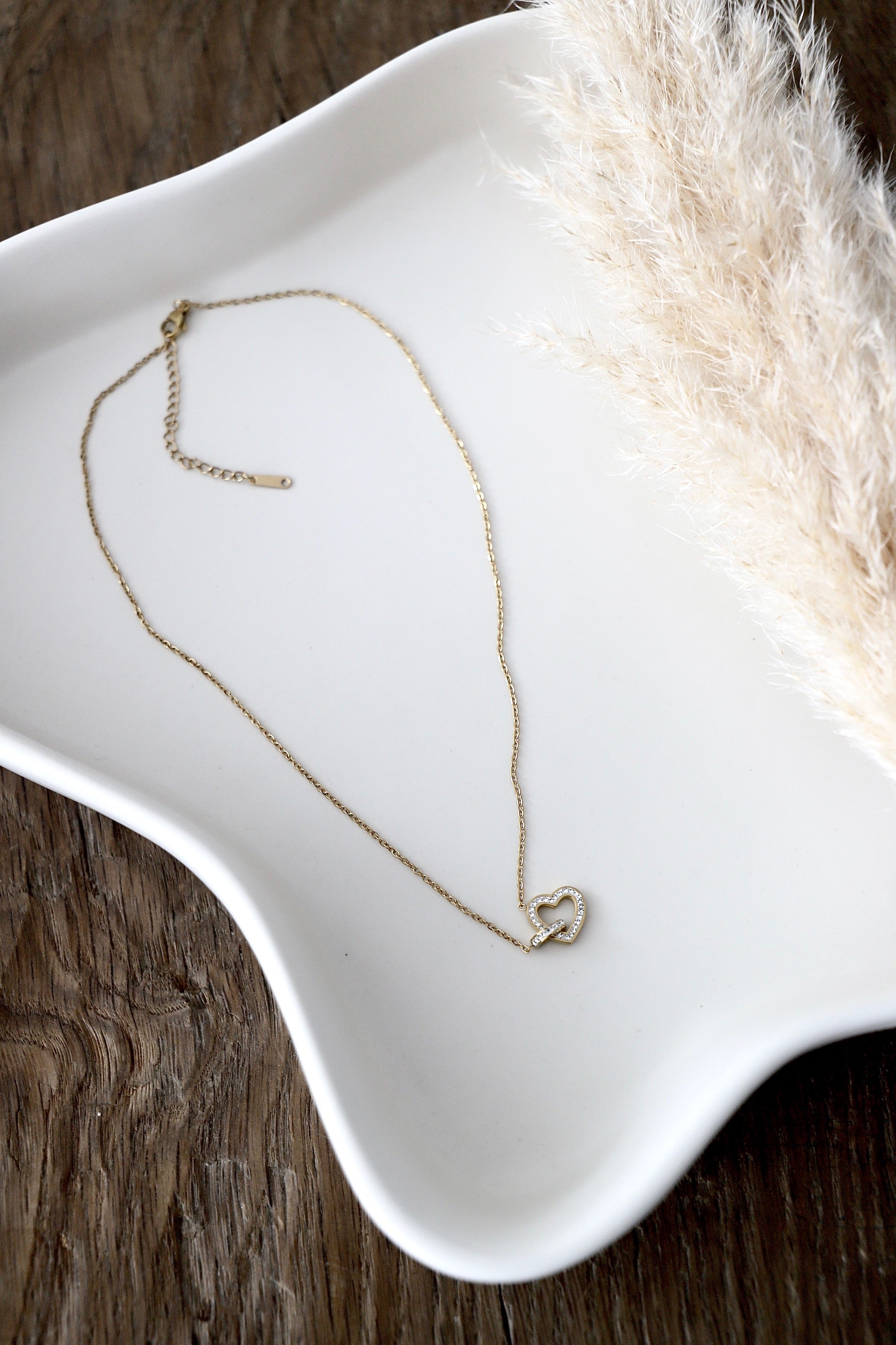 Halskette “Sparkling Heart Line”