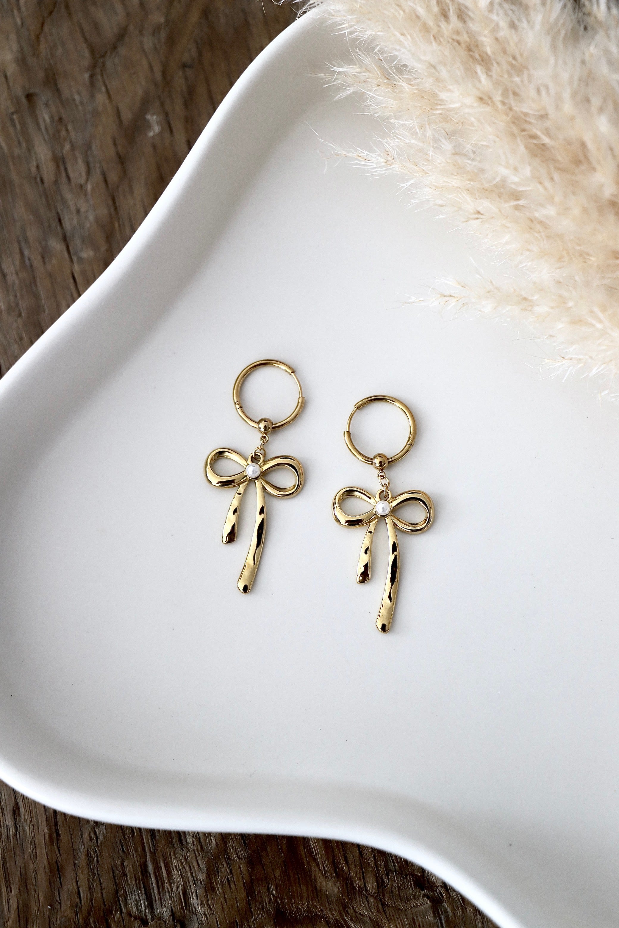 Ohrringe “Golden Ribbon Drops”