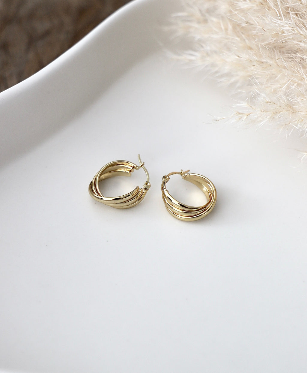 Ohrringe “Triple Wave Hoops”