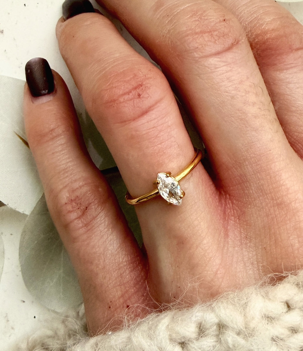 Ring „Marquise Light“ – Clear